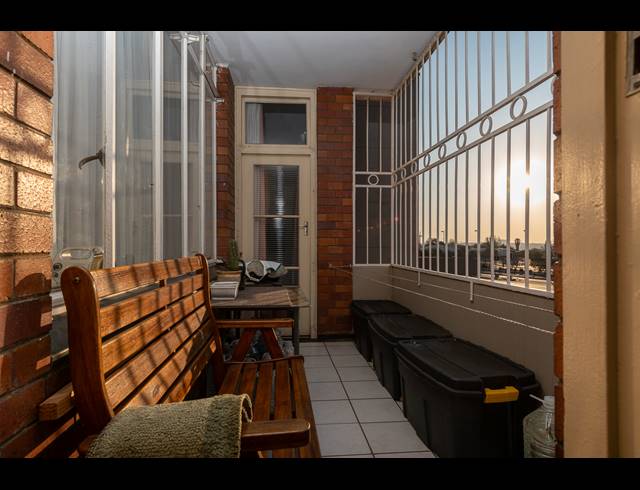109M² OFFICE FOR SALE IN HIGHLANDS NORTH